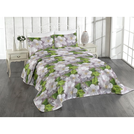Ambesonne Jungle Boho Quilted Coverlet 3 Pcs, Spring Floral Pattern, Queen Size, Fern Green Pale Grey