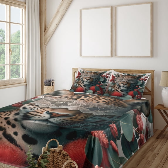 Ambesonne Leopard Fitted & Top Sheet Set with Sham, Savage Cat Lace Eucalyptus, Laurel Green Vermilion