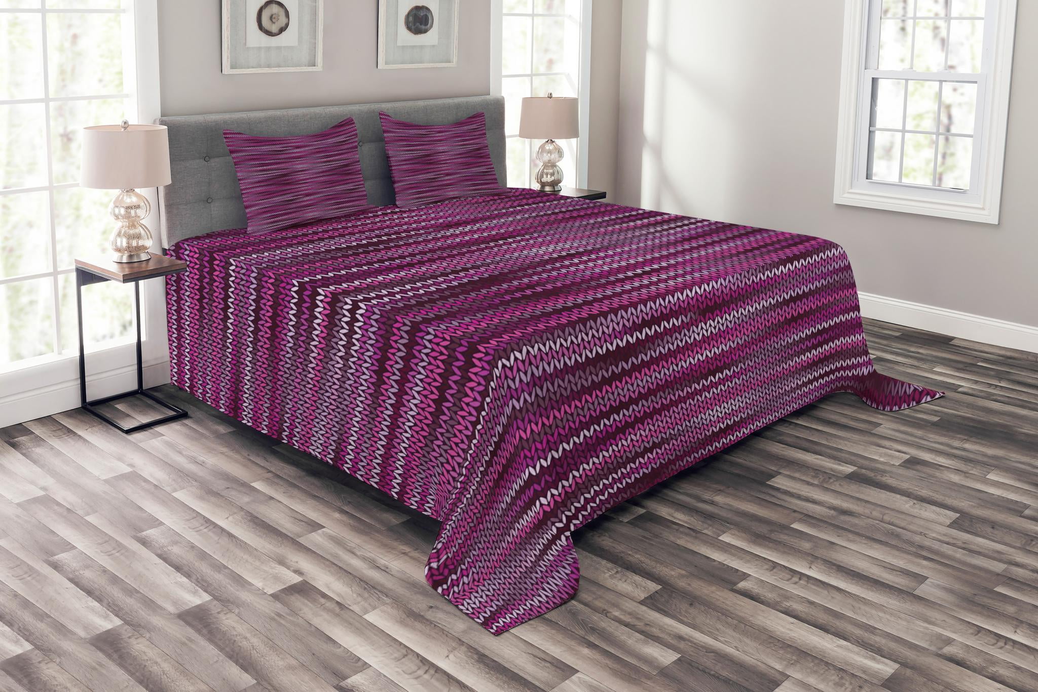 White Quilted Queen Bedspread Set with Pillow Shams