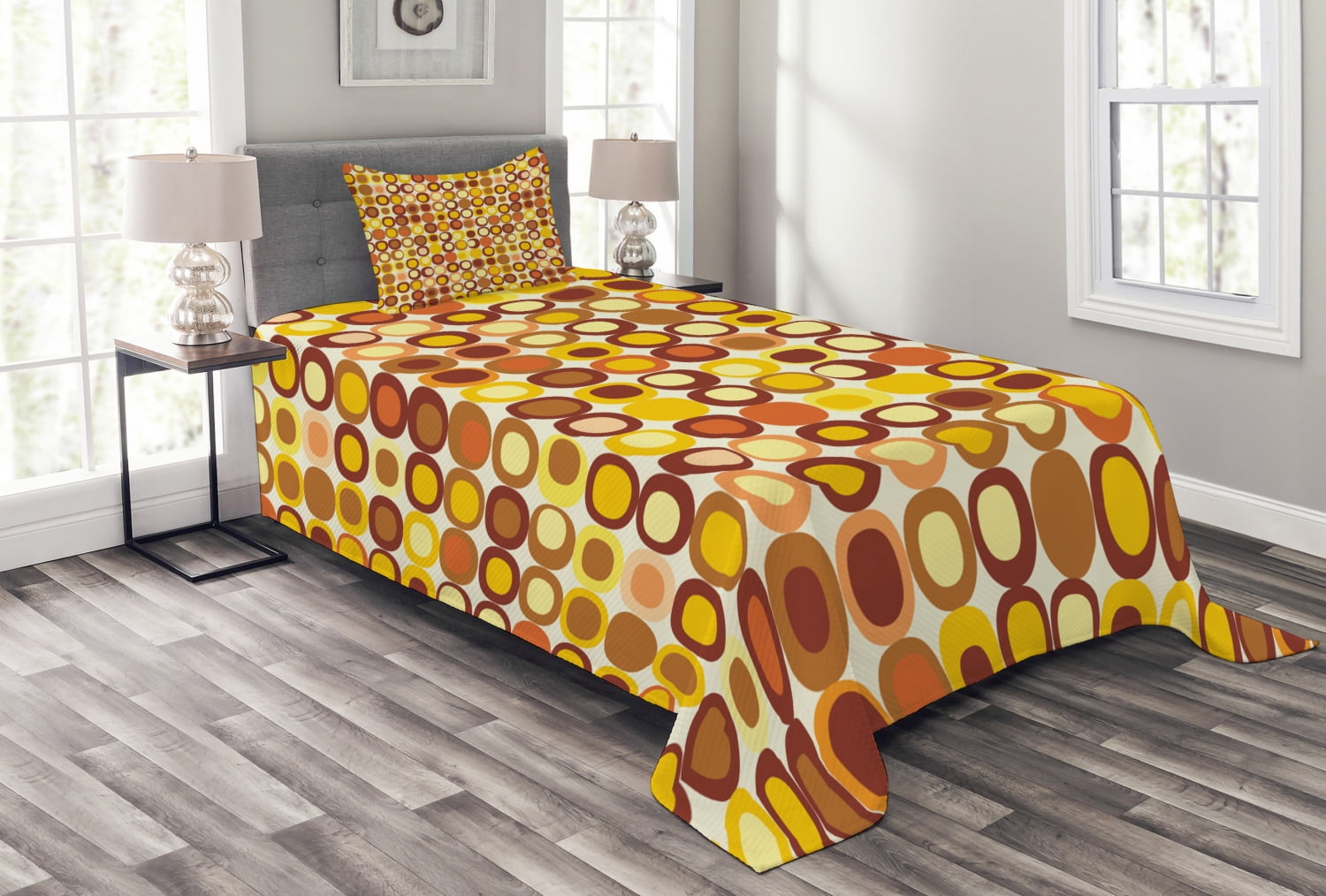 Retro Circles Twin White and Yellow Polyester Bedspread Set