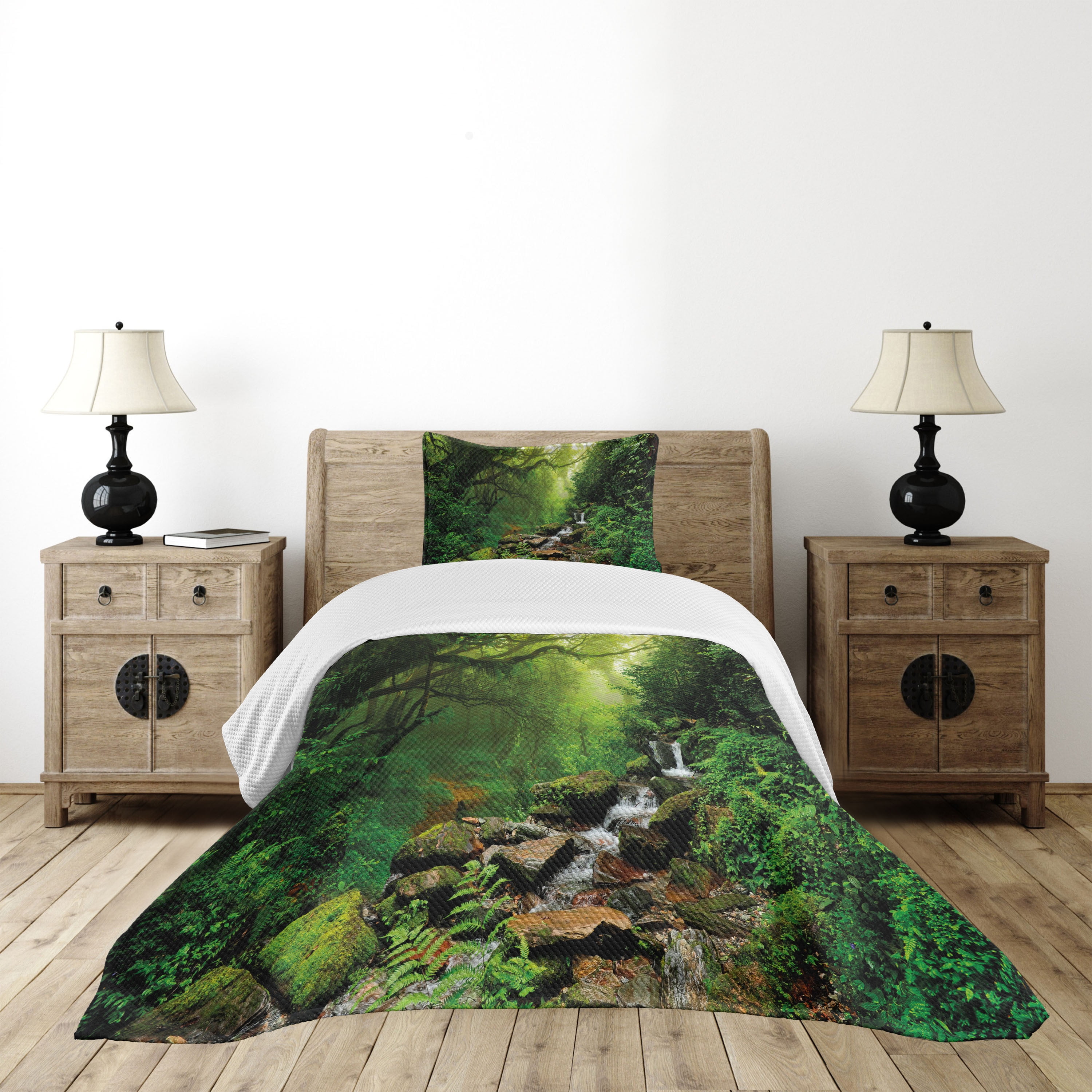 Twin White Quilted Bedspread Set with Forest Design