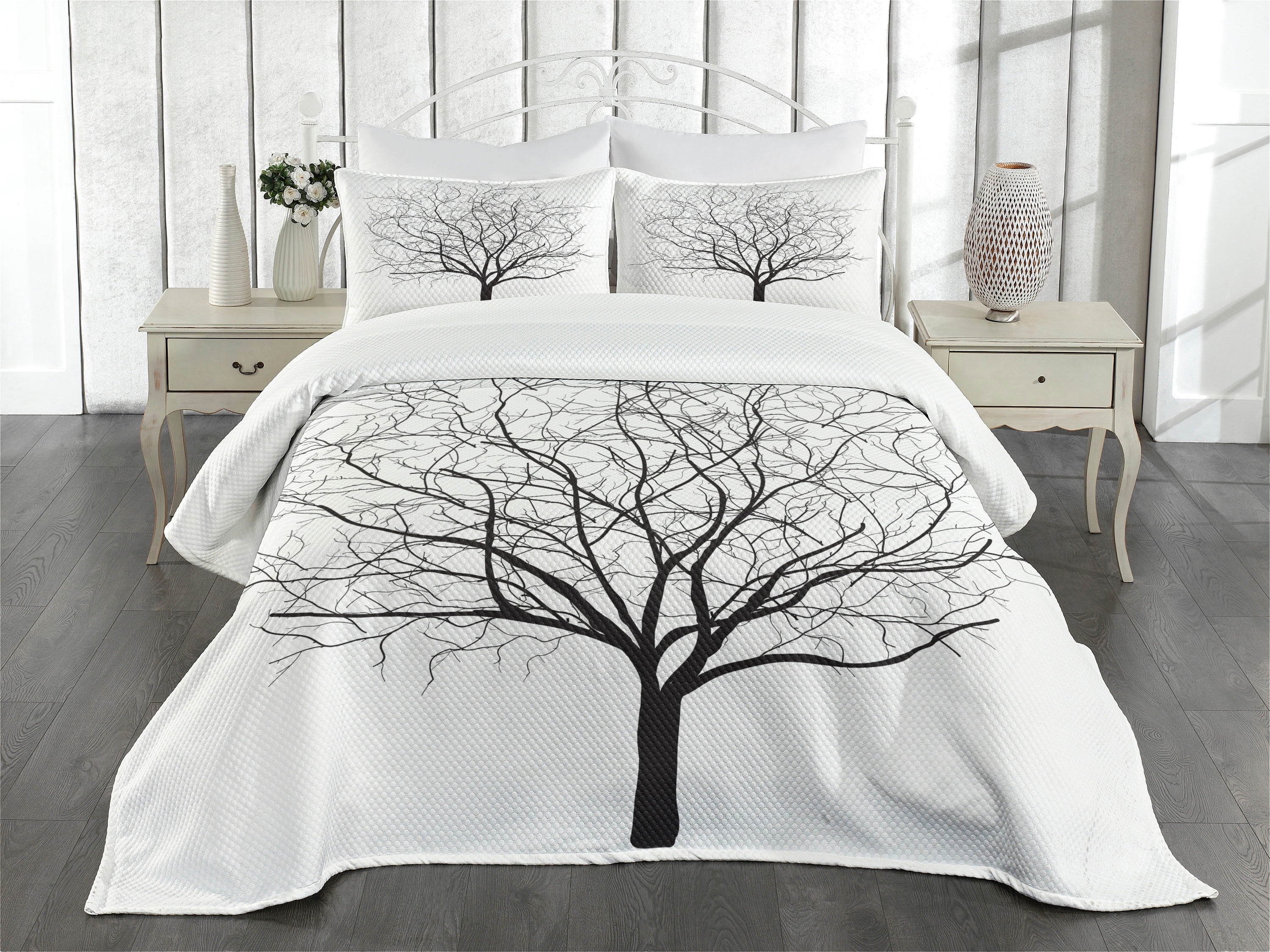 King White Quilted Bedspread Set with Tree Design