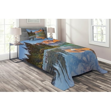 Ambesonne Nature Quilted Coverlet 2 Pcs, Canadian Mountains, Twin Size, Multicolor