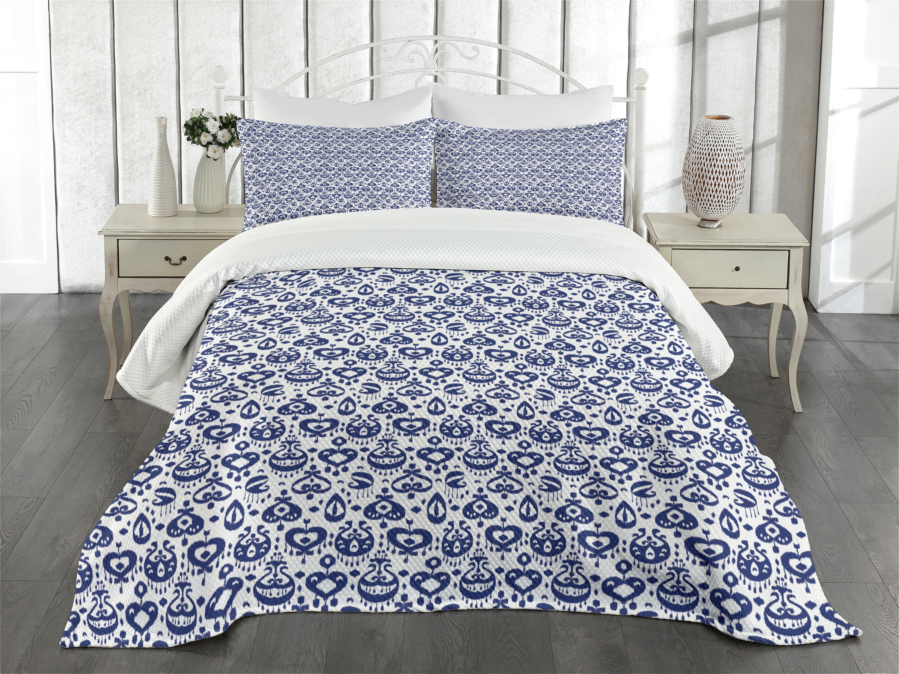 Navy Blue and White Ikat Queen Bedspread Set