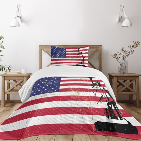Ambesonne New York Quilted Bedspread Set 2 Pcs, Liberty USA, Twin Size, Dark Coral White