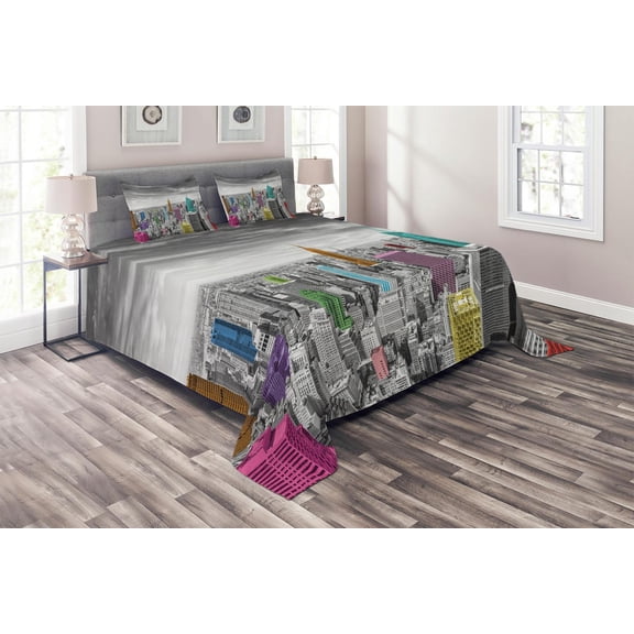 Ambesonne New York Quilted Coverlet 3 Pcs, Cityscape Architecture, Queen Size, Multicolor