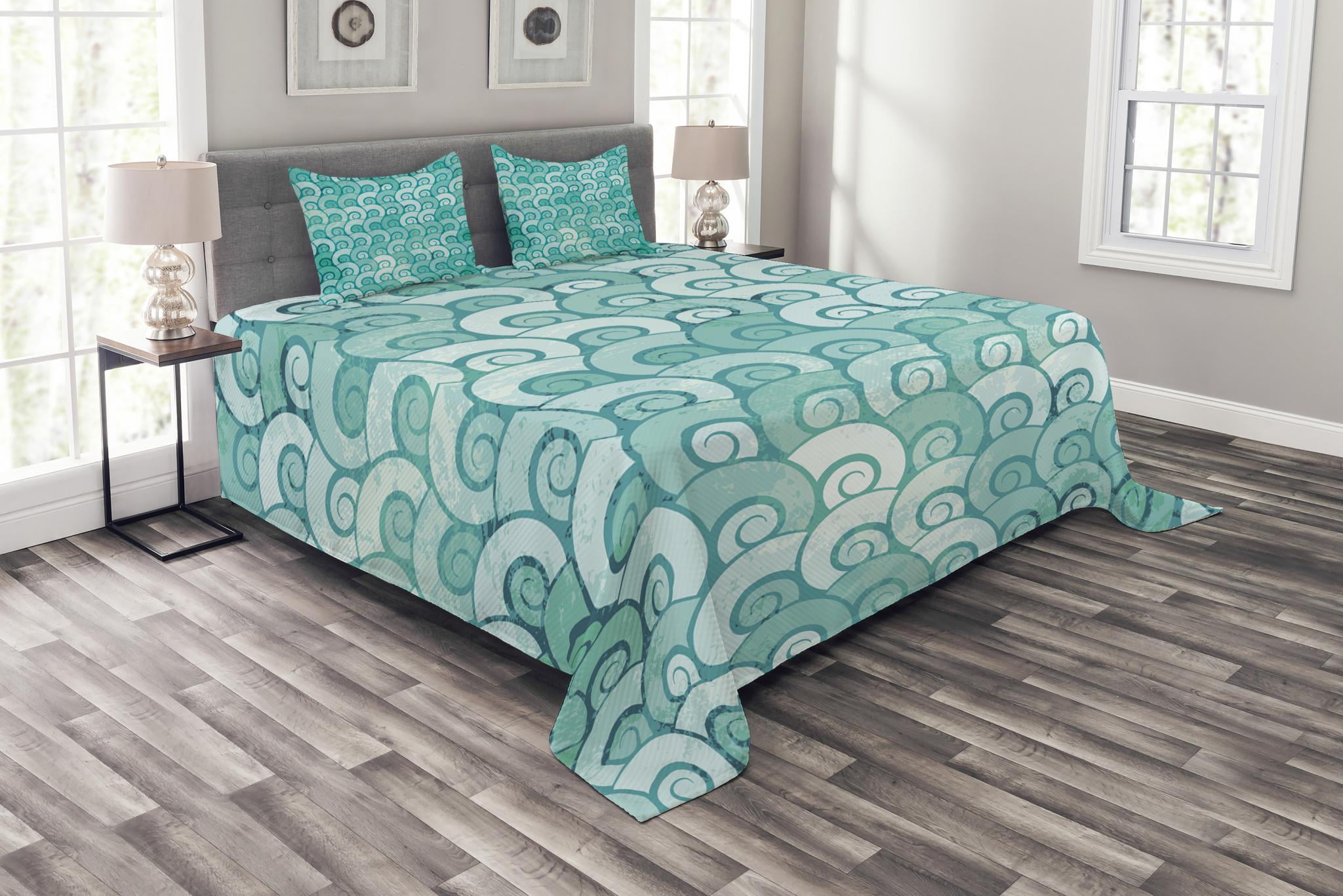 White Quilted King Bedspread Set with Pillow Shams