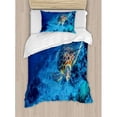 thumbnail image 1 of Ambesonne Oceanic Wildlife Themed Photo of Sea Turtle in Deep Waters Reef Hawaiian Duvet Cover Set, 1 of 3