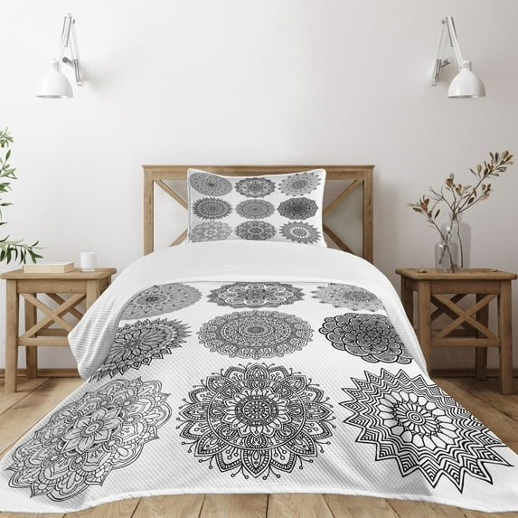 Ambesonne Oriental Quilted Bedspread Set 2 Pcs, Ottoman Inspired Mandala, Twin Size, White and Black