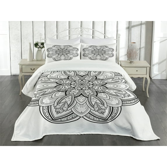 Ambesonne Oriental Quilted Bedspread Set 3 Pcs, Monochrome Shape Design, Queen Size, White Black