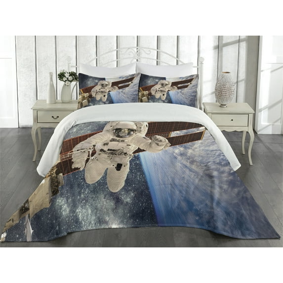 Ambesonne Outer Space Quilted Coverlet 3 Pcs, Gravity Astronaut, Queen Size, Multicolor