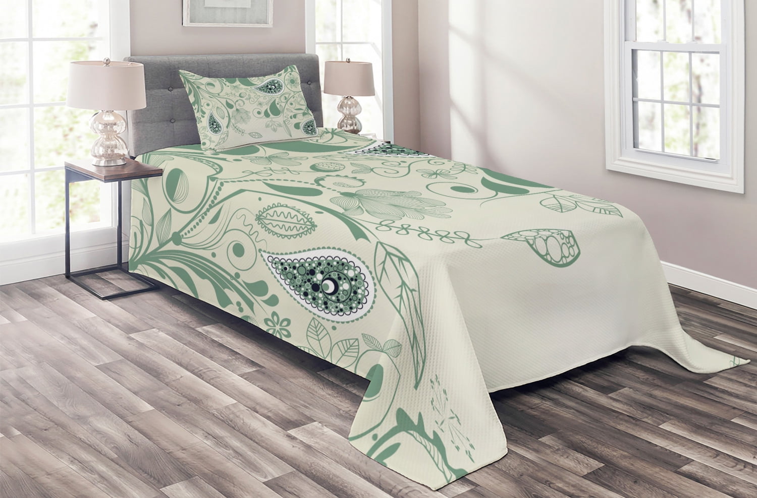 Twin White and Green Microfiber Quilted Bedspread Set