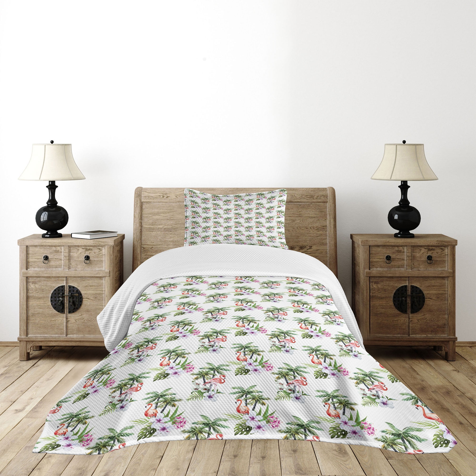 Twin White Quilted Bedspread Set with Tropical Print