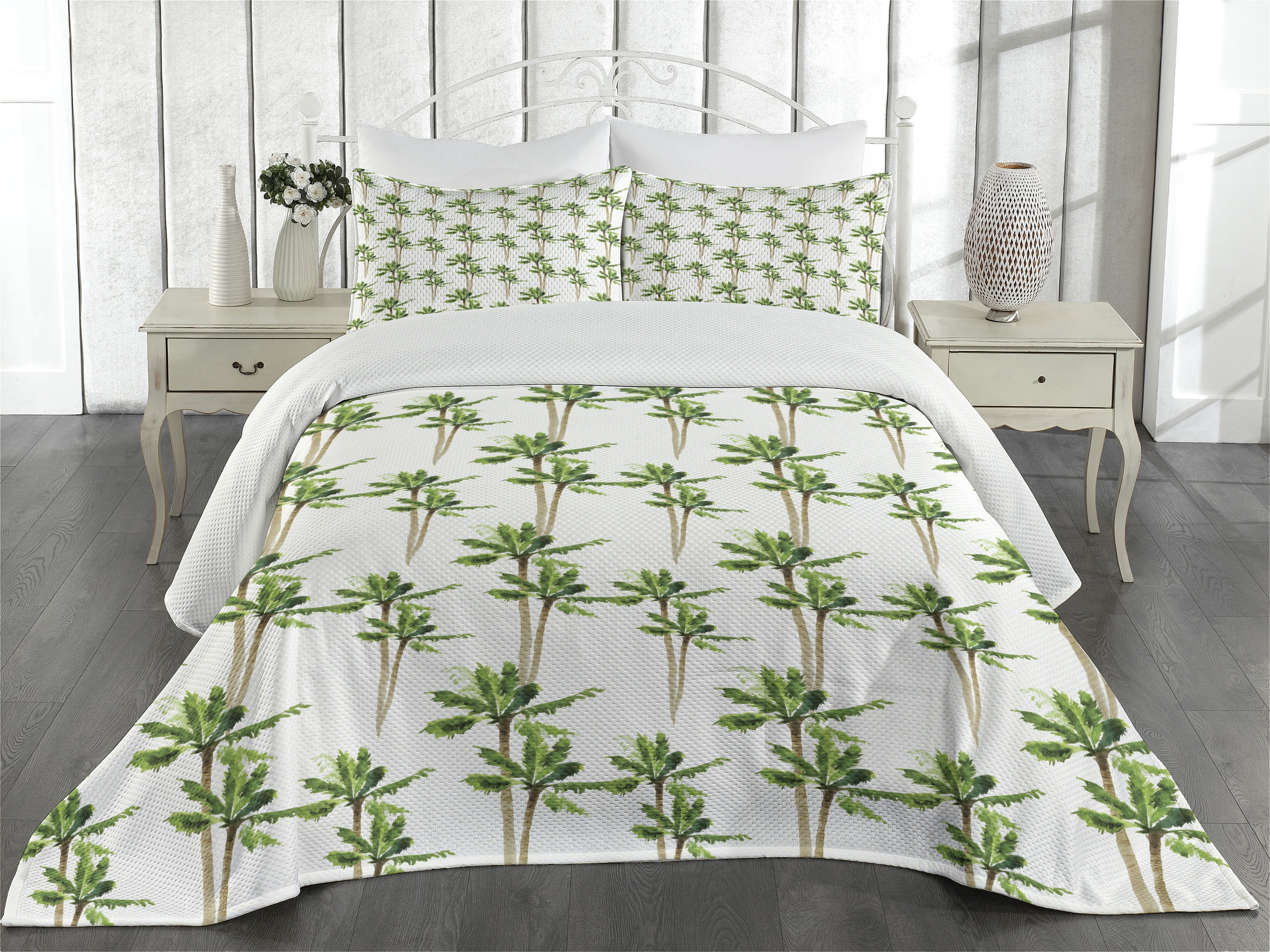 King White Quilted Bedspread Set with Palm Tree Design