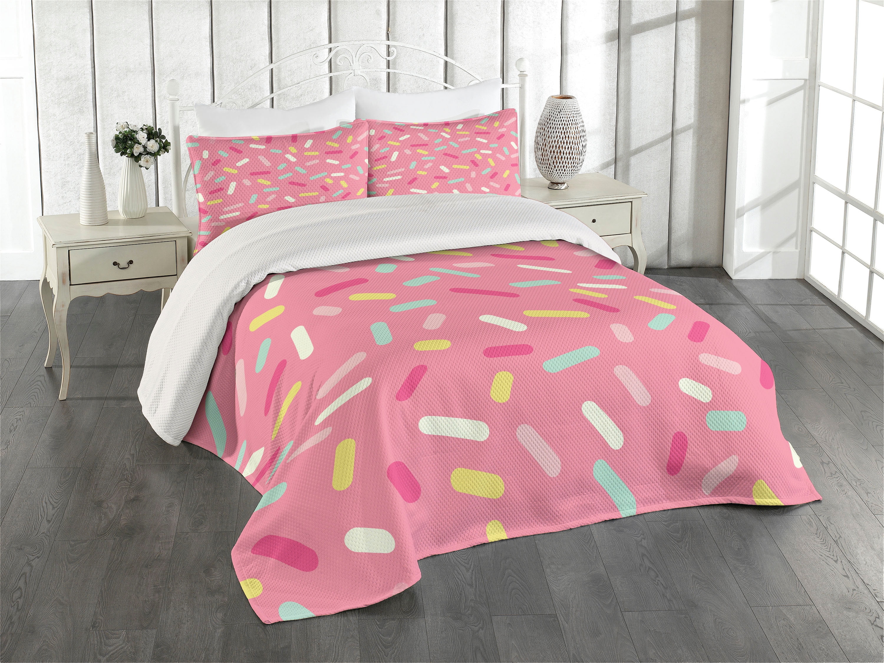 Twin White Quilted Kids Bedspread Set with Pillow Sham