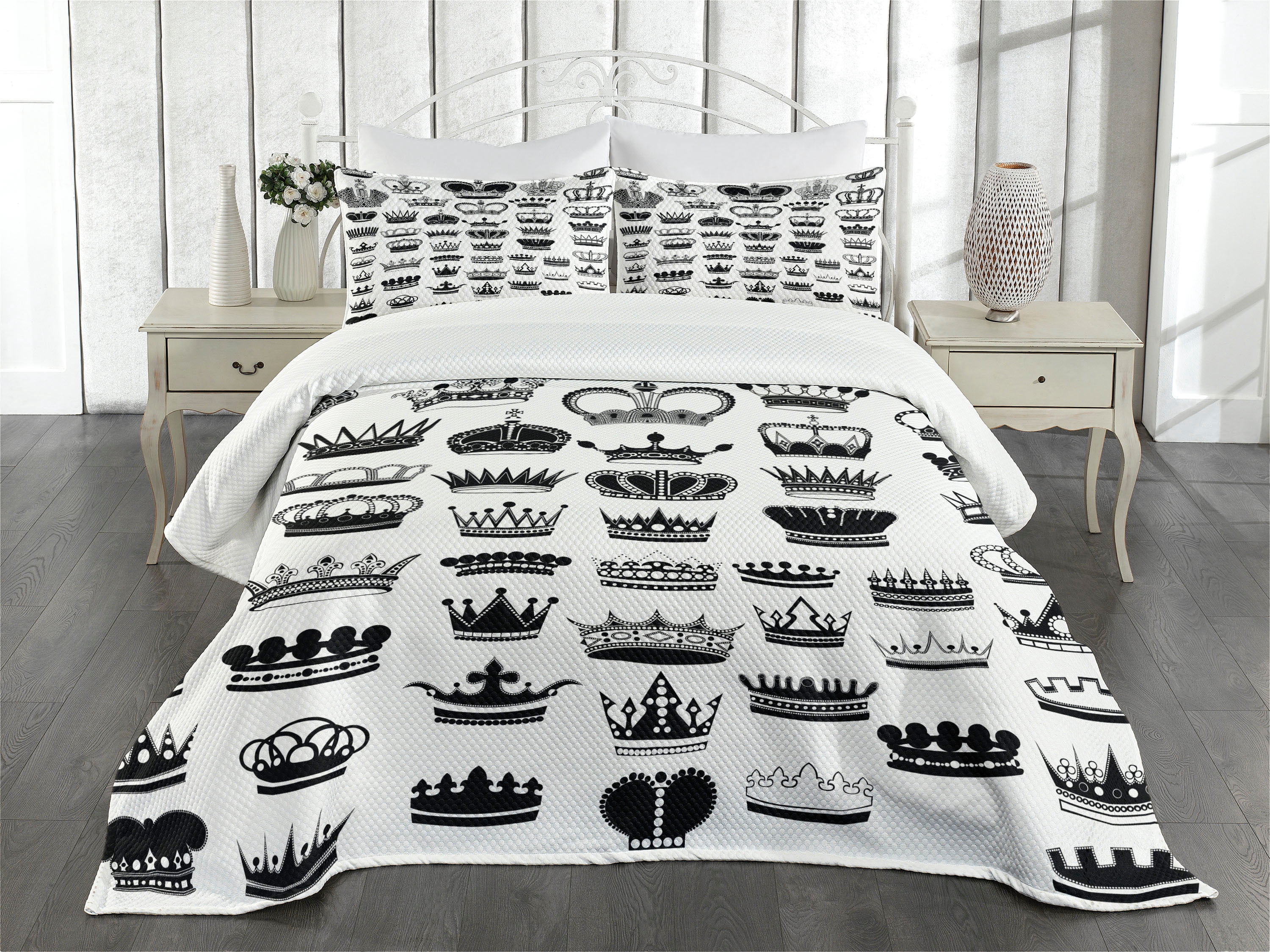 Ambesonne Queen Quilted Bedspread Set 3 Pcs, Various Crowns Imperial ...