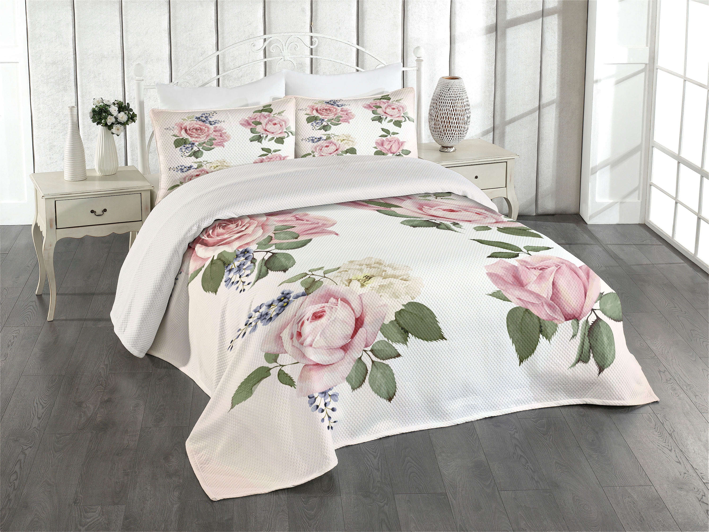 Queen Pink Floral Quilted Bedspread Set with Shams