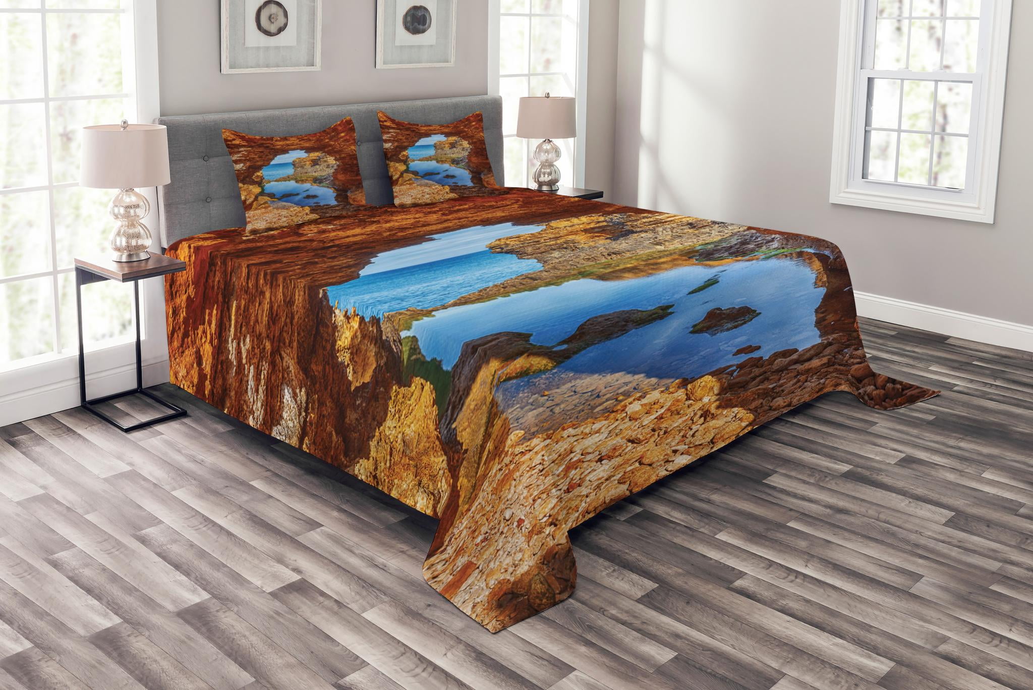 White Quilted King Bedspread Set with Pillow Shams