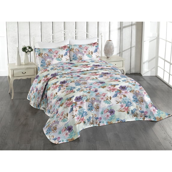 Ambesonne Spring Flowers Quilted Coverlet 3 Pcs, Dreamy Garden Blooms, King Size, Quartz Blush Sea Blue