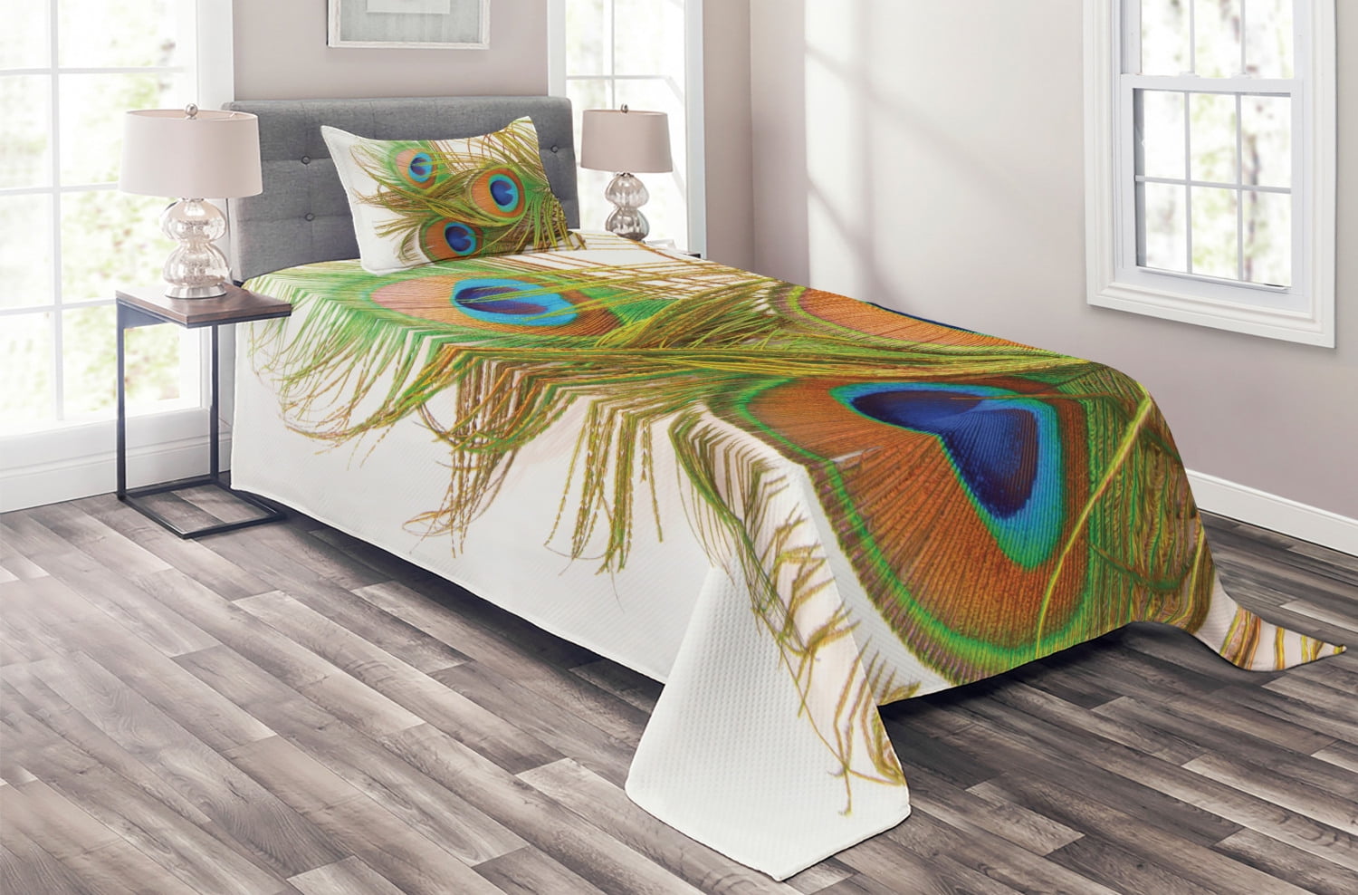 Twin White Quilted Bedspread Set with Peacock Design