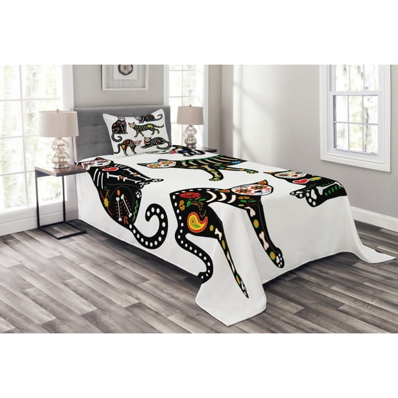 Ambesonne Sugar Skull Quilted Bedspread Set 2 Pcs, Ornate Black Cats, Twin Size, Multicolor