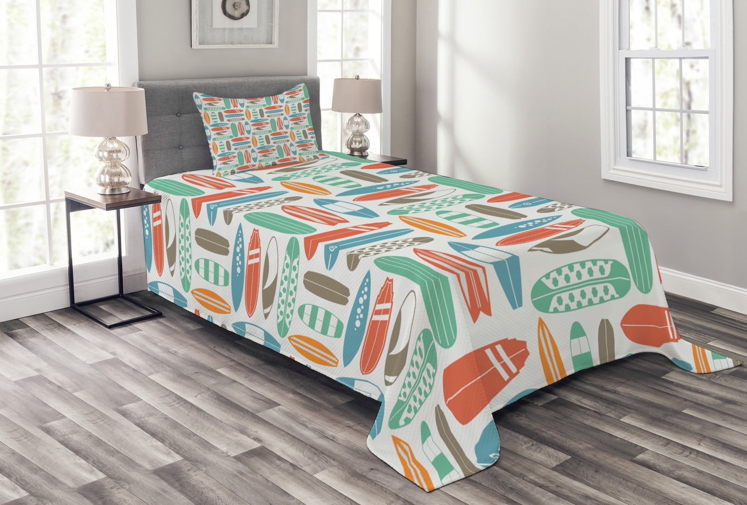 White Twin Kids Surfboard Quilted Bedspread Set