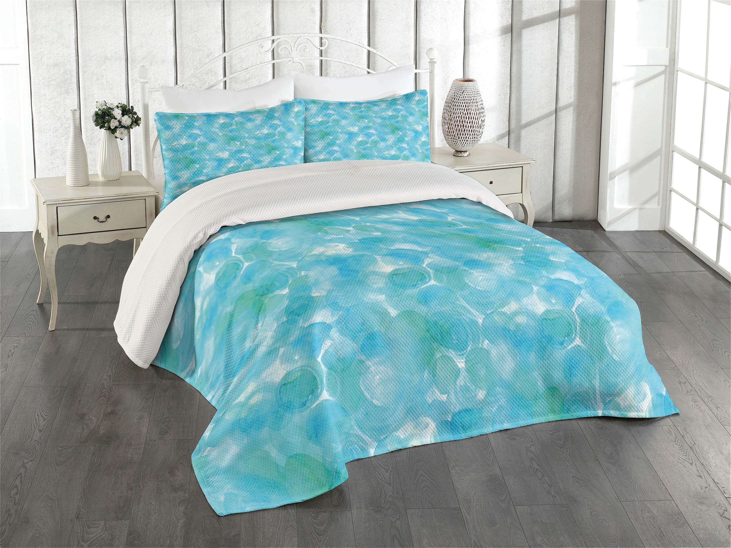 Aqua Blue Turquoise Queen Bedspread Set with Shams