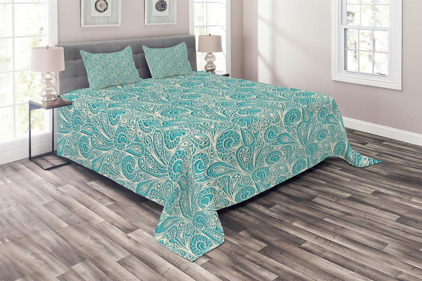 Teal and White Quilted King Bedspread Set with Pillow Shams