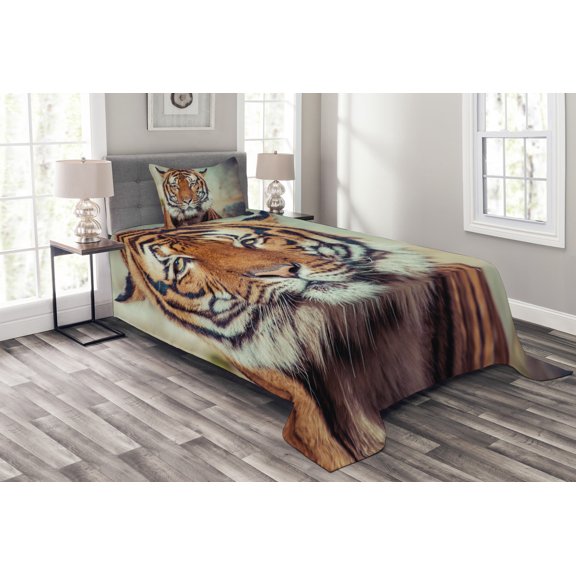Ambesonne Tiger Quilted Bedspread Set 2 Pcs, Large Calm Wild Cat Blur, Twin Size, Orange Multicolor