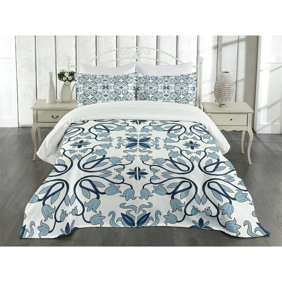 Ambesonne Traditional Quilted Bedspread Set 3 Pcs, Persian Palace Buds, King Size, Pale Blue