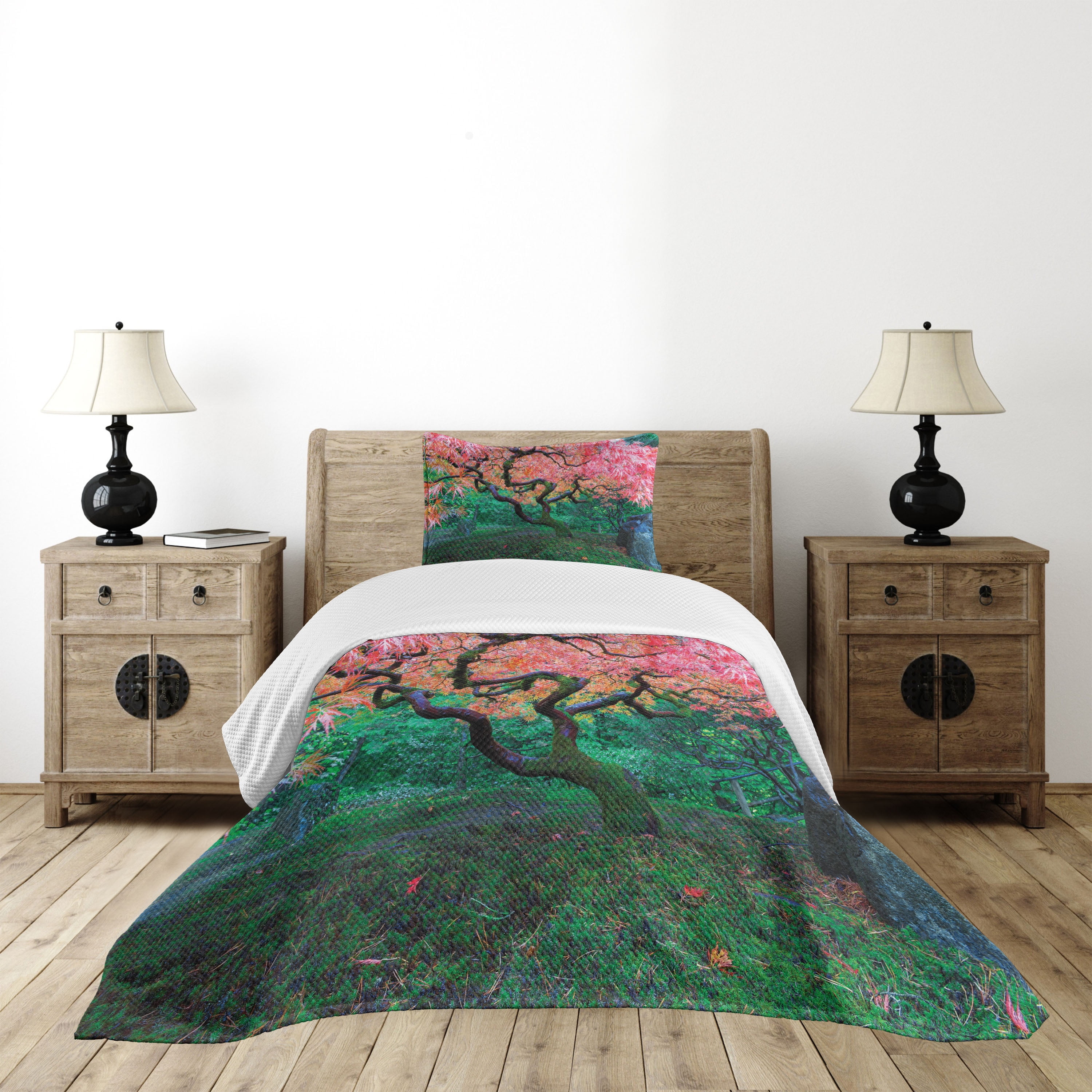 Twin Red and Green Polyester Tree Bedspread Set