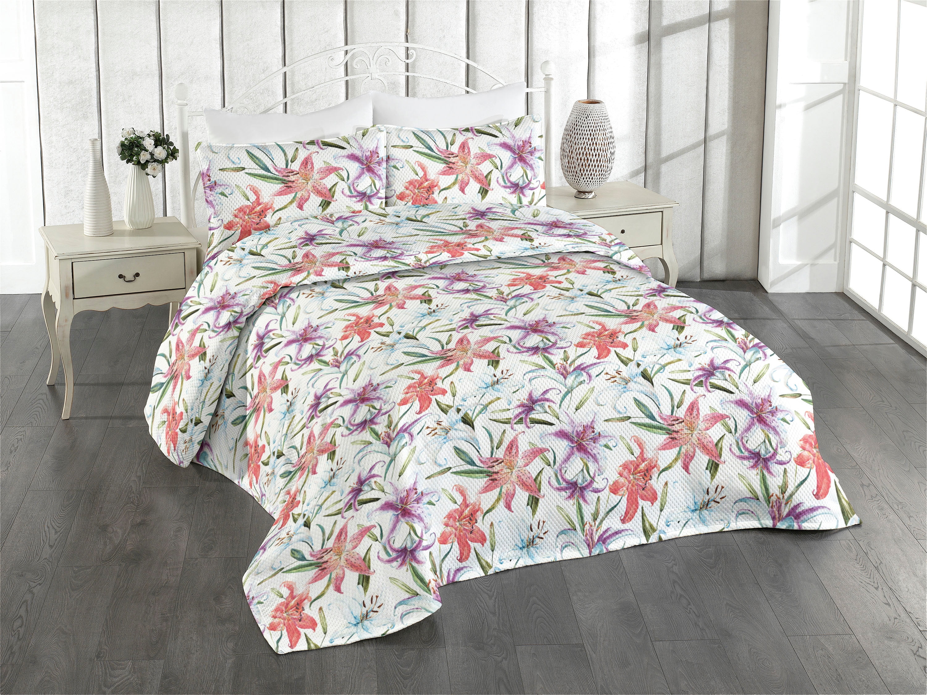 Ambesonne Tropical Quilted Bedspread Set 3 Pcs, Multicolored Lilies