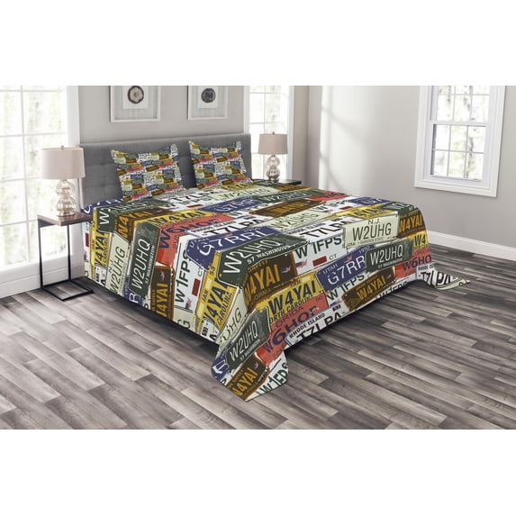 Ambesonne USA Quilted Bedspread Set 3 Pcs, Retro Auto License Plates, King Size, Multicolor