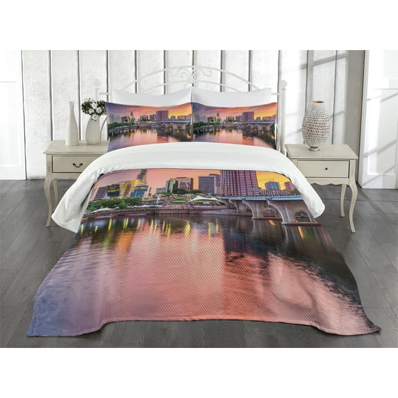 Ambesonne United States Quilted Bedspread Set 3 Pcs, Hartford Evening, King Size, Multicolor