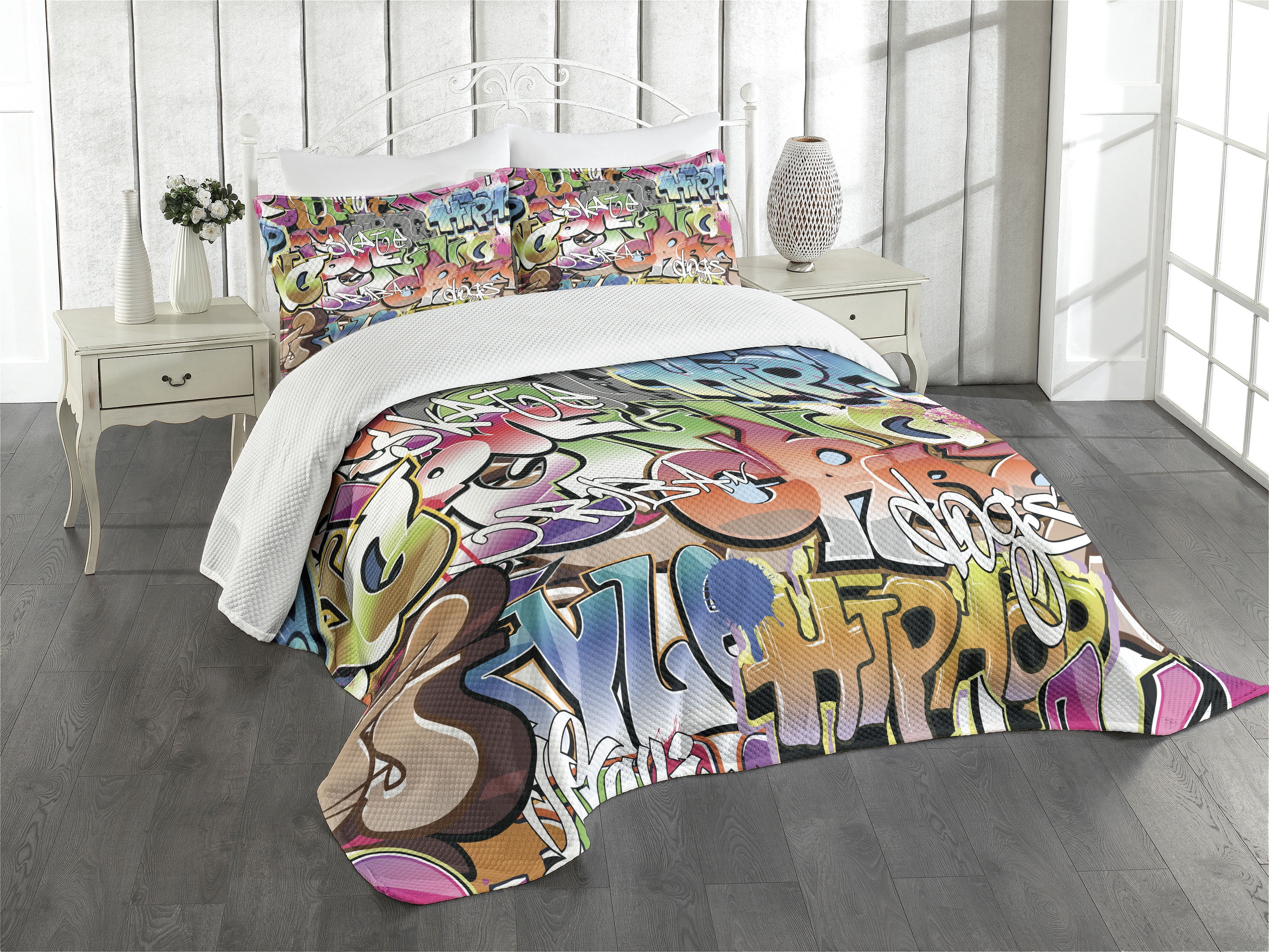 Urban Graffiti Multicolor Quilted Queen Bedspread Set