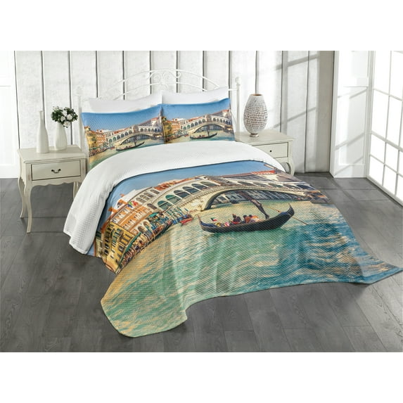 Ambesonne Venice Quilted Bedspread Set 3 Pcs, Sunny Day in City Travel, Queen Size, Multicolor