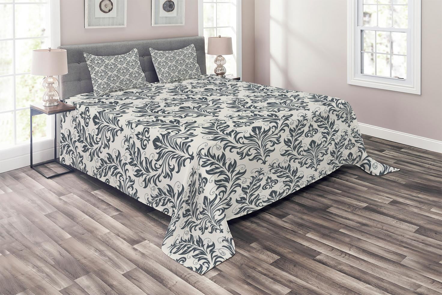King Size White and Gray Quilted Bedspread Set