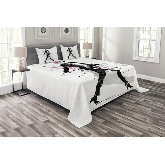 Ambesonne Vintage Quilted Bedspread Set 3 Pcs, Woman Catwalk, Queen Size, Black and Pink