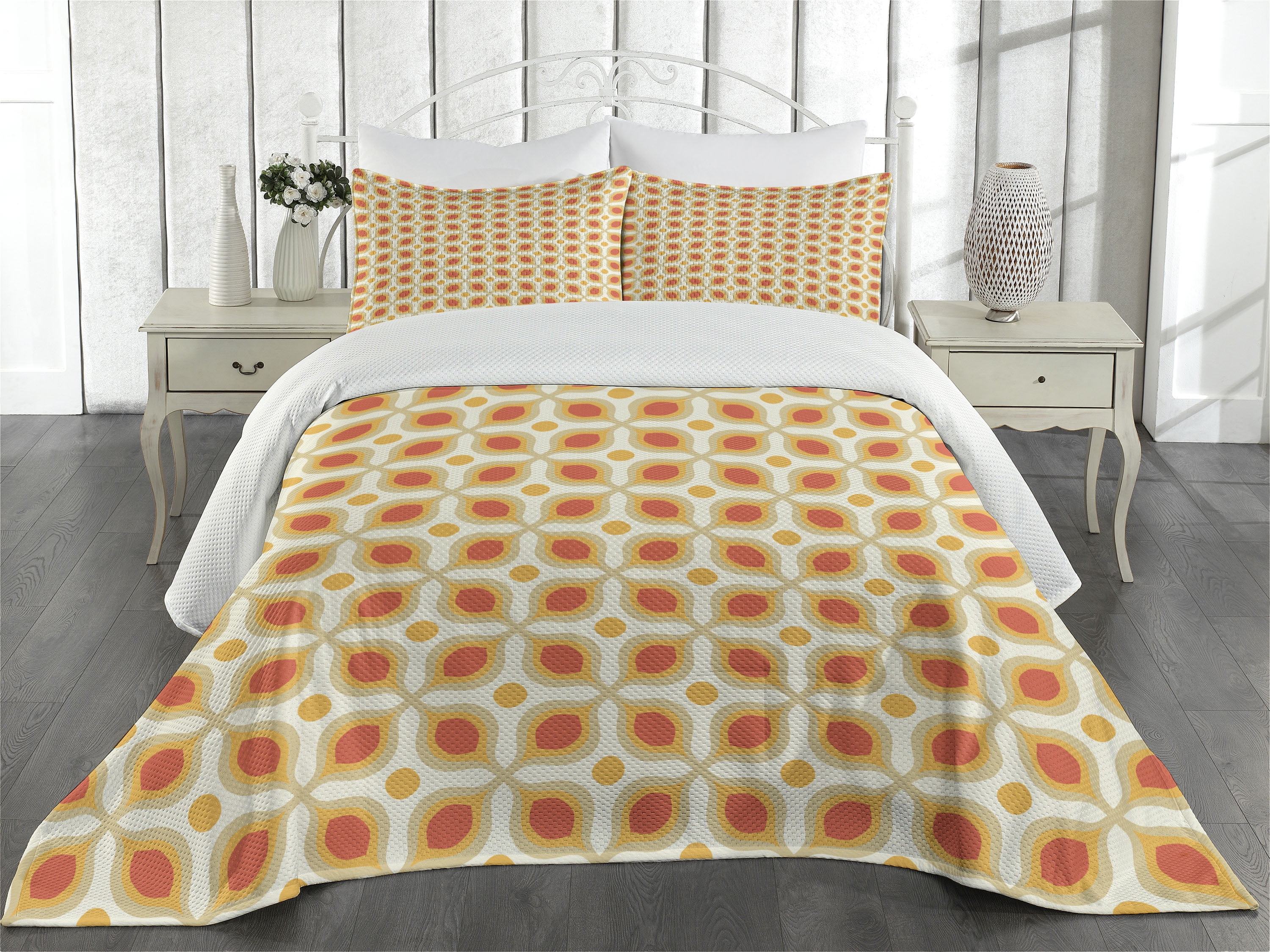King Size White and Orange Quilted Bedspread Set