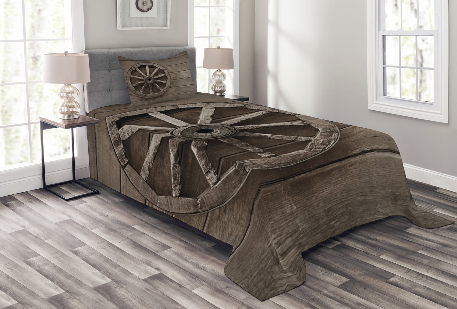 Twin White Quilted Bedspread Set with Wagon Wheel Design