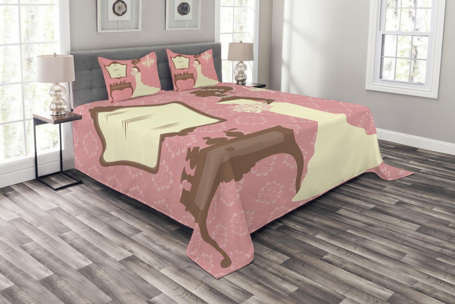 Queen Size White Quilted Bedspread Set with Pillow Shams