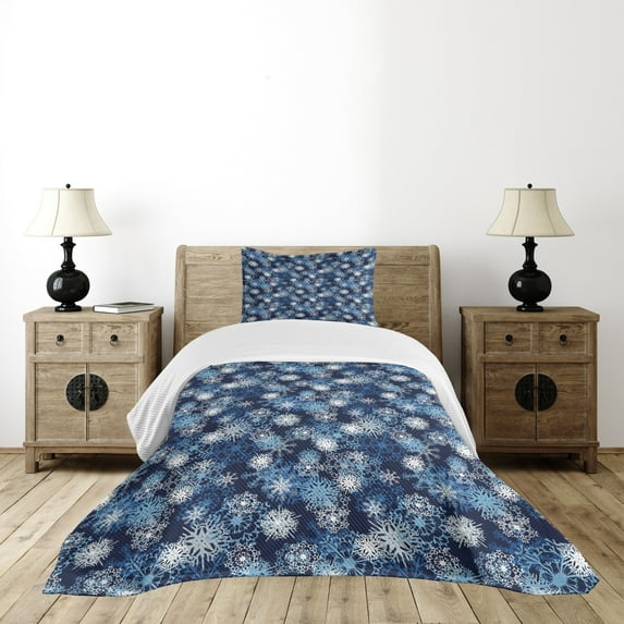 Ambesonne Winter Quilted Bedspread Set 2 Pcs, Ornate Snowflakes Xmas, Twin Size, Pale Blue Dark Blue