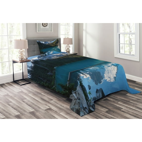 Ambesonne Winter Quilted Bedspread Set 2 Pcs, Snowy Frozen Mountain, Twin Size, Blue White Green