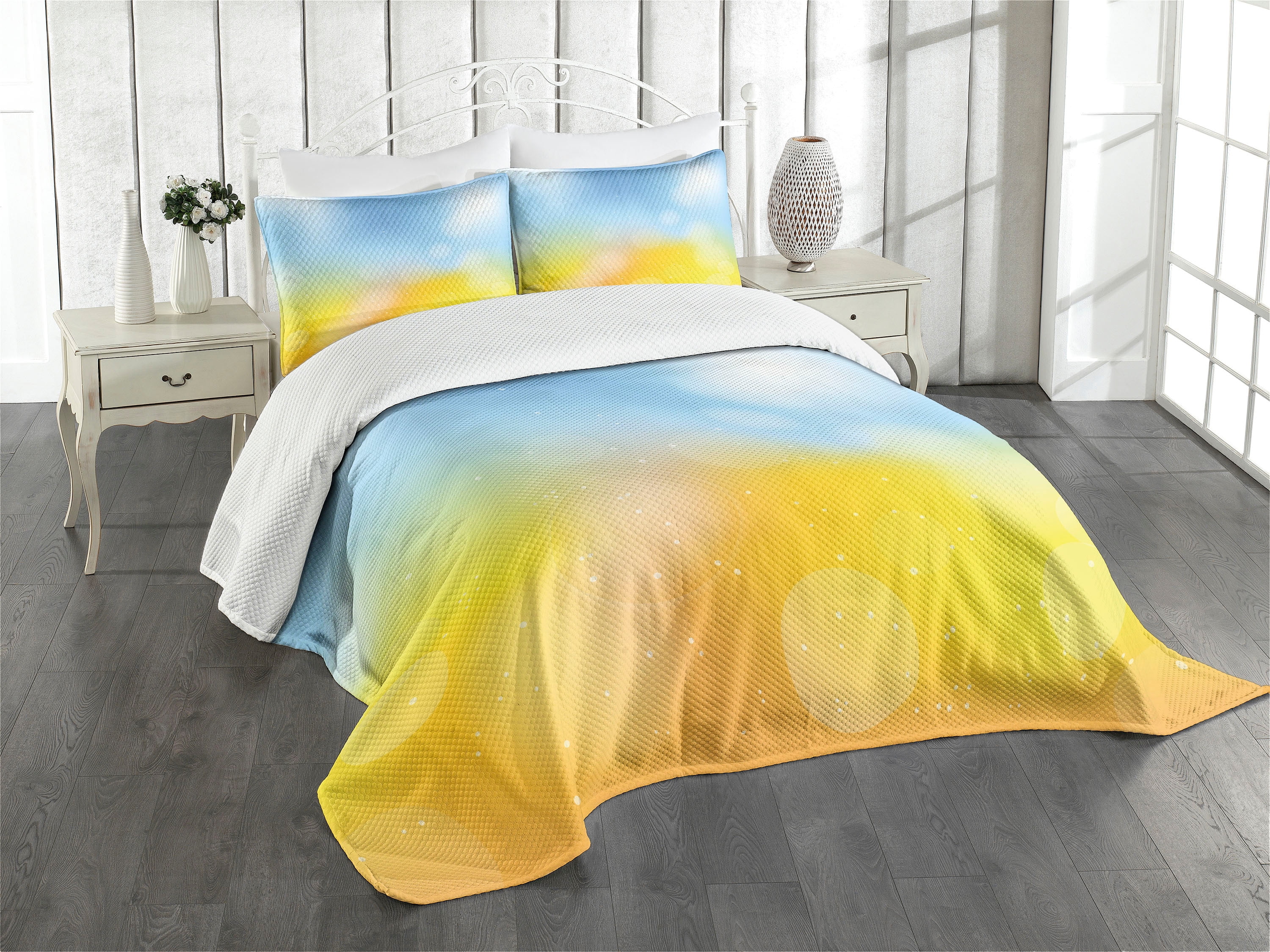 Blue Quilted Queen Bedspread Set with Pillow Shams