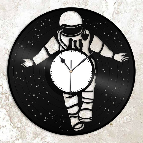 Amblelife Astronaut Vinyl Wall Clock Souvenir Best Gift for Friends Home Room Decoration Vintage Design Office Bar Room Home Decor