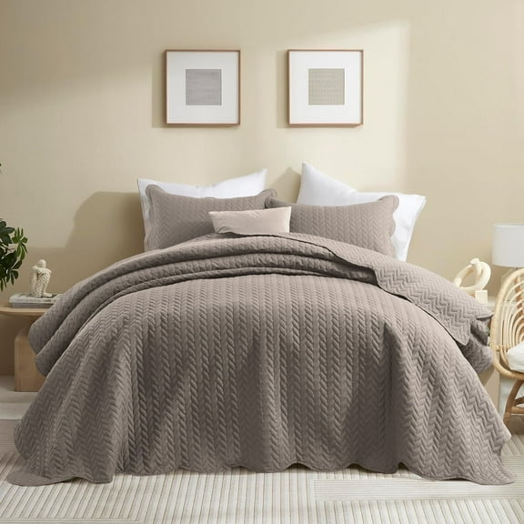 Ameha 2 Piece Quilt Set Chevron Lightweight Ultrasoft Microfiber Kids Adult Bedding Beige Color Twin