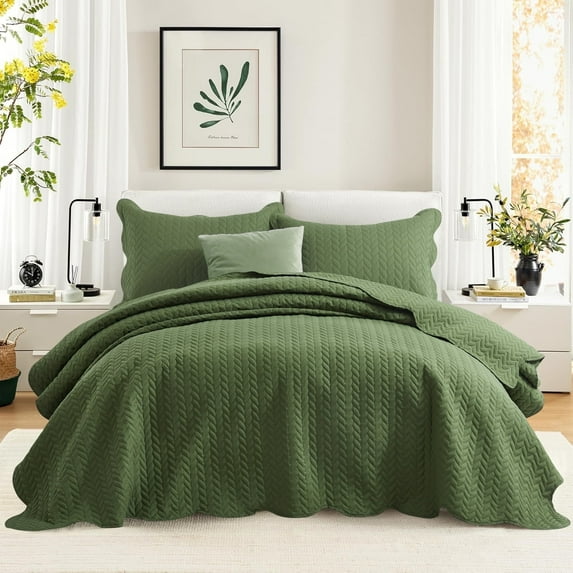 Ameha 2 Piece Quilt Set Chevron Lightweight Ultrasoft Microfiber Kids Adult Bedding Olive Green Color Twin