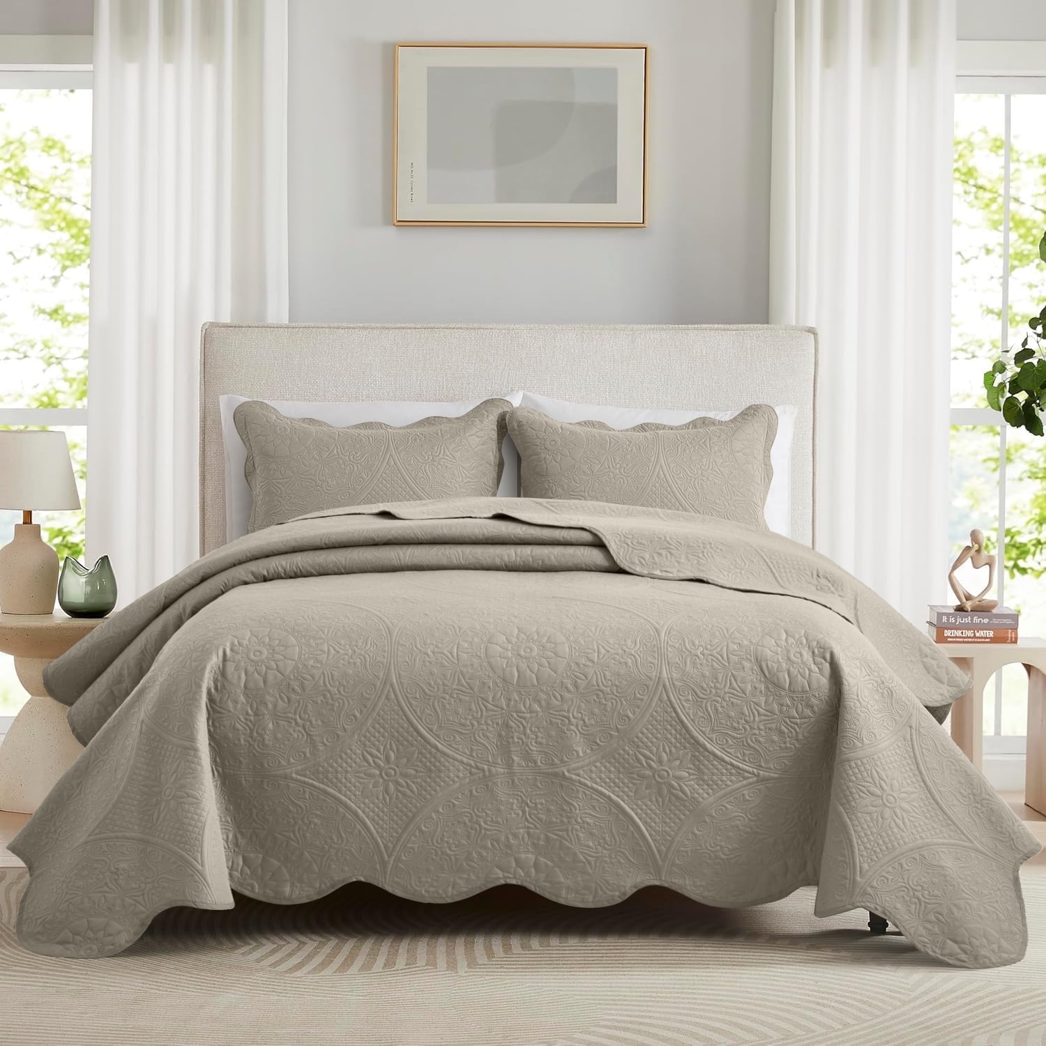 Ameha 2 Piece Reversible Quilt Set Ultra Soft Floral Coverlet Microfiber Bedding Set Twin Beige All Season