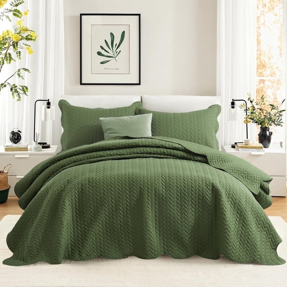 Ameha 3 Piece Chevron Embossed Reversible Quilt Set Ultra Soft Microfiber Bedding Set with 2 Pillow Shams California King Olive Green
