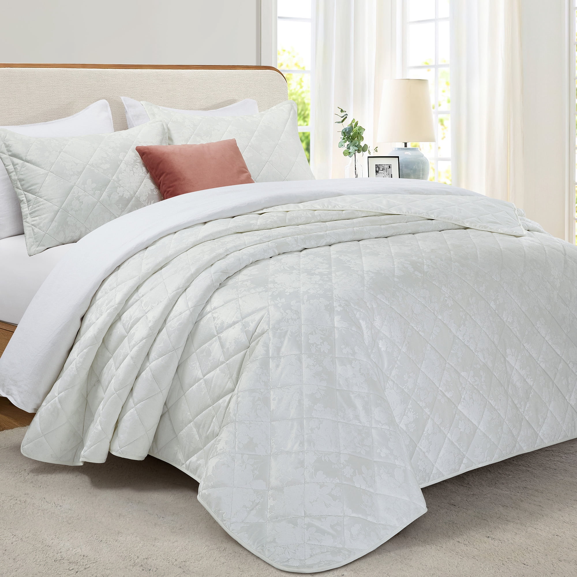 Ameha 3-Piece Velvet Quilt Set Floral Diamond Pattern Ultrasonic ...